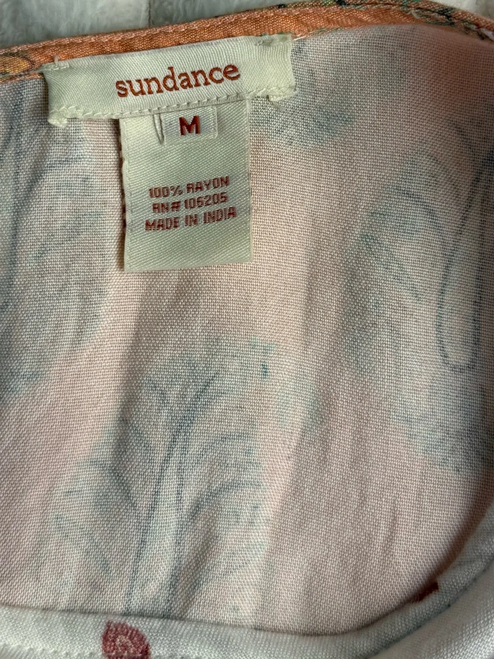 Sundance Patterned Rayon Tunic Top Keyhole Back M - Picture 6 of 10
